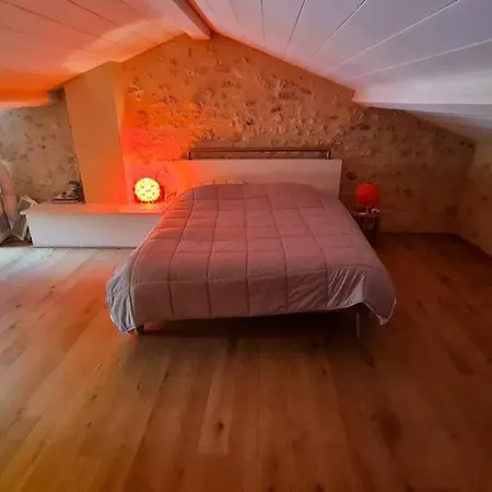 Дом отдыха Maison Neuve, Relaxing Countryside With Pool *