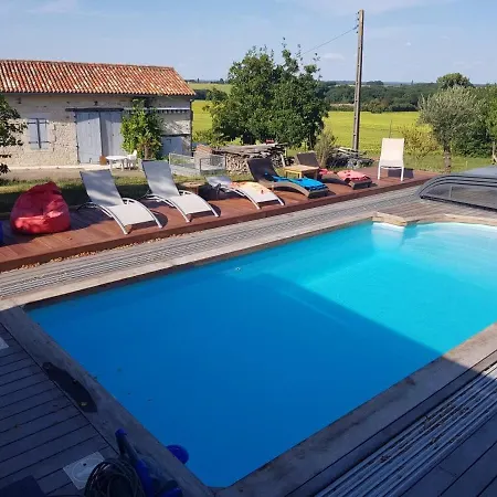 Сasa de vacaciones Maison Neuve, Relaxing Countryside With Pool