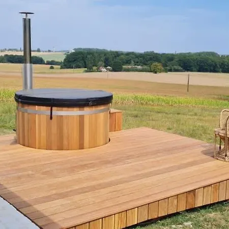 Maison Neuve, Relaxing Countryside With Pool Chillac