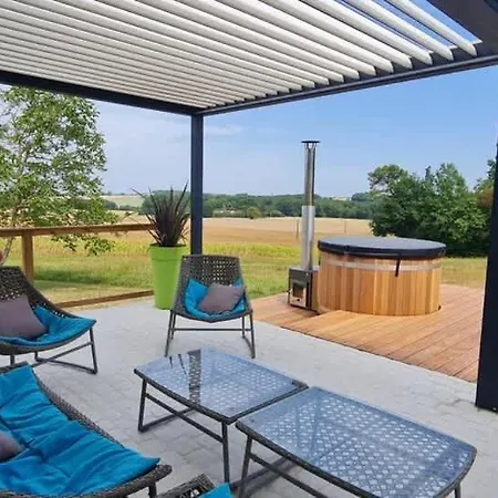 Дом отдыха Maison Neuve, Relaxing Countryside With Pool *