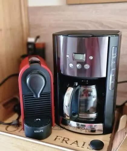 Maison Neuve, Relaxing Countryside With Pool Chillac