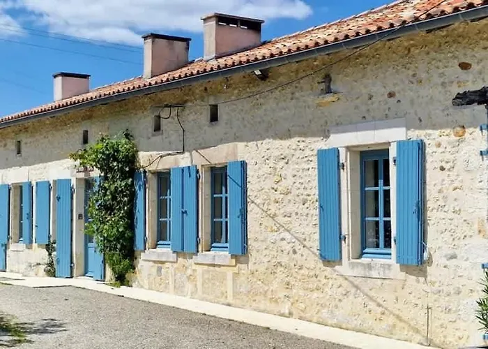 Casa de Férias Maison Neuve, Relaxing Countryside With Pool