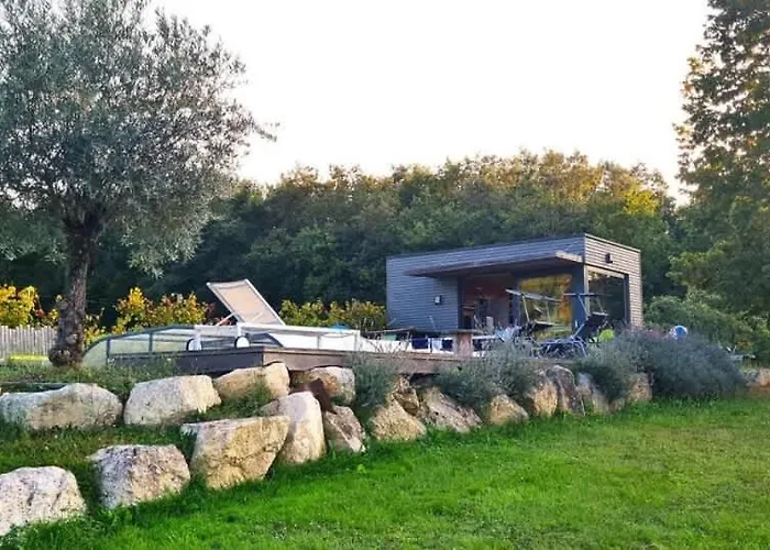 Maison Neuve, Relaxing Countryside With Pool Casa de Férias *