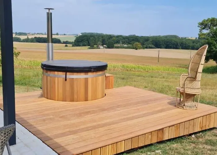 Maison Neuve, Relaxing Countryside With Pool Chillac